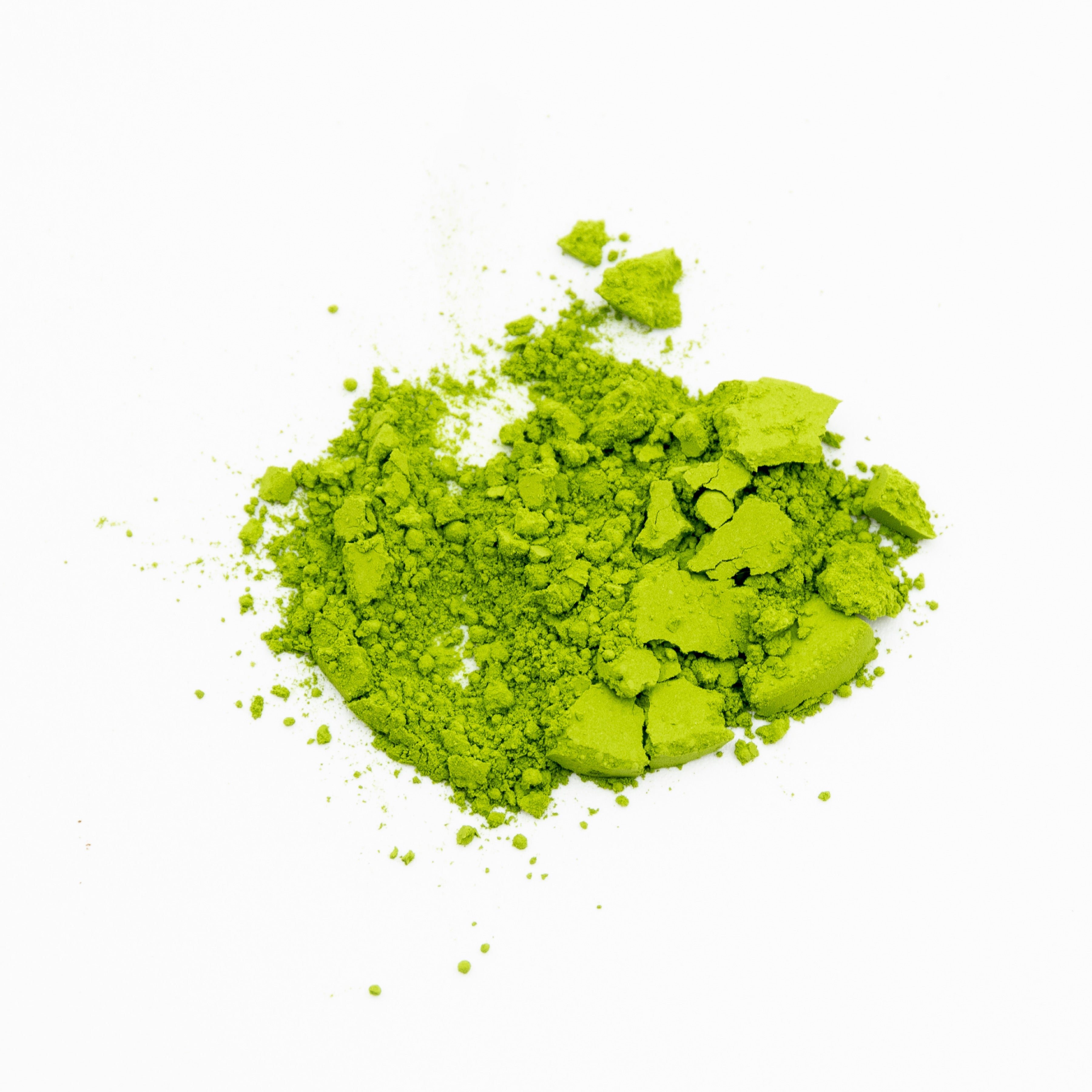 Matcha Cérémonie Bio couleur vert intense et texture de la poudre fine Moshi Matcha